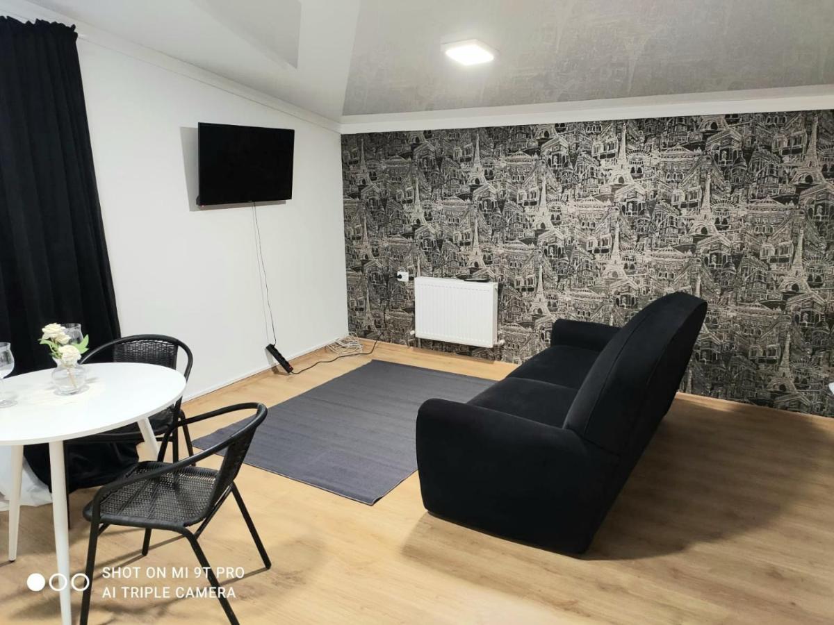 Studio In The Center City Chişinău Eksteriør billede